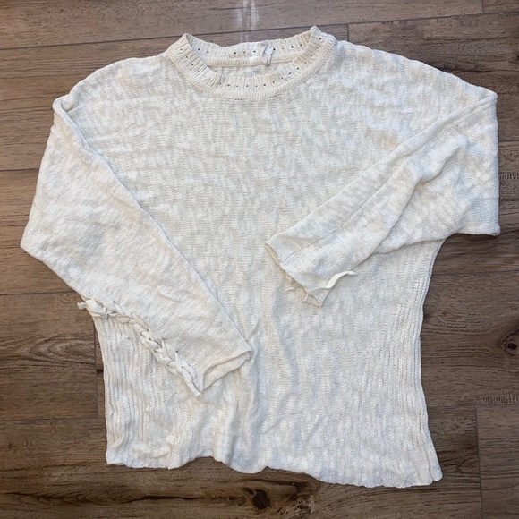 Sweater - Picture 1 of 1